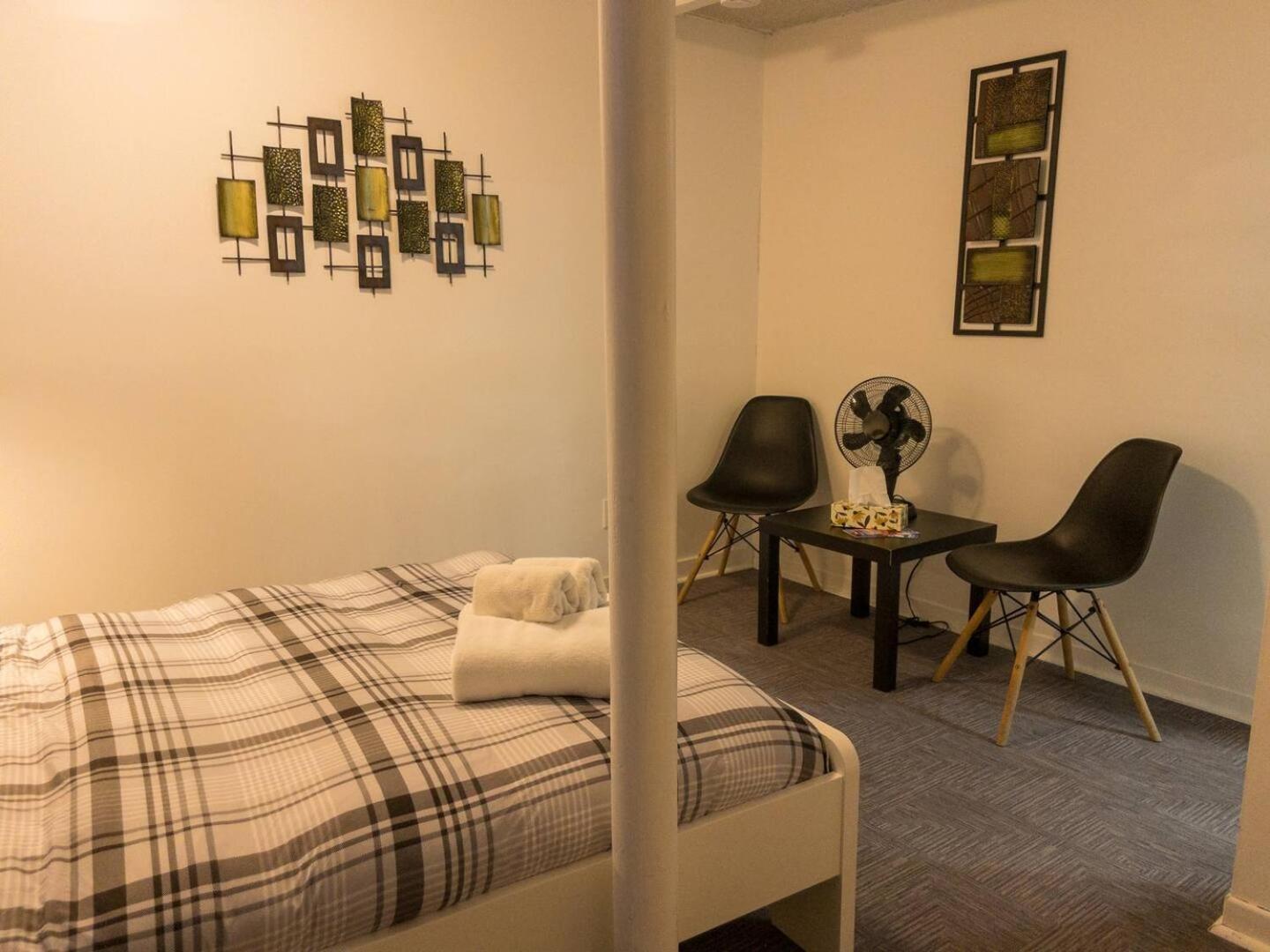 Heart Of Mtr For Memerable Experiance 2 Backyard 7Minmetro Fully Renovated & Equipped Montreal Bagian luar foto