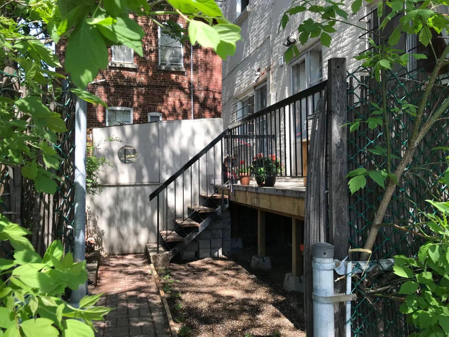 Heart Of Mtr For Memerable Experiance 2 Backyard 7Minmetro Fully Renovated & Equipped Montreal Bagian luar foto